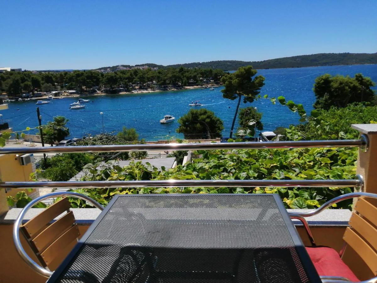 Apartments Saldun Trogir Exterior photo