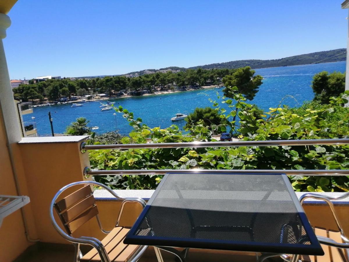 Apartments Saldun Trogir Exterior photo